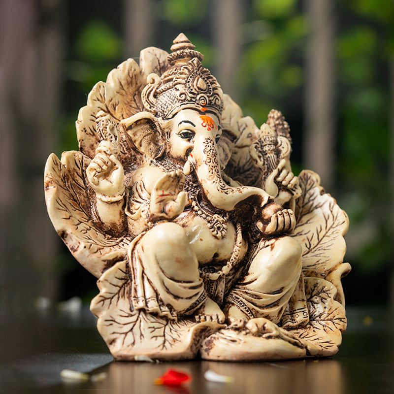 गणपति जी - प्राण प्रतिष्ठित मूर्ति