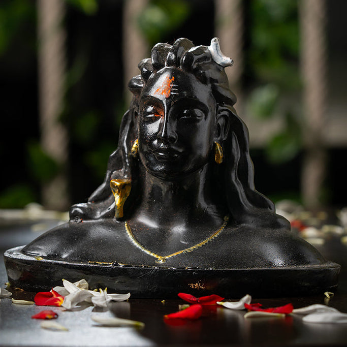 आदियोगी - प्राण प्रतिष्ठित मूर्ति